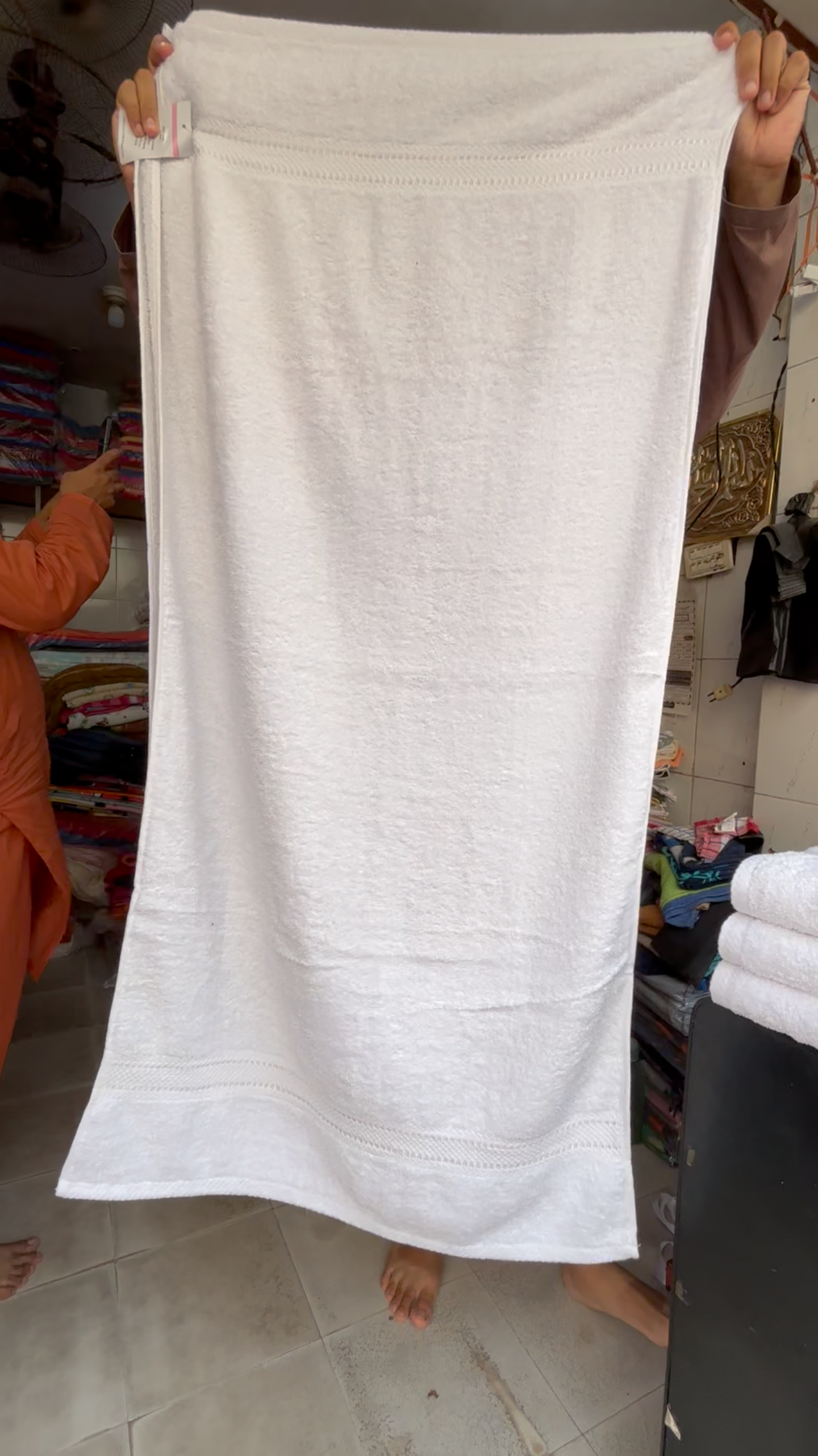 White Bath Towel – 100% Cotton | Ultra Soft & Highly Absorbent